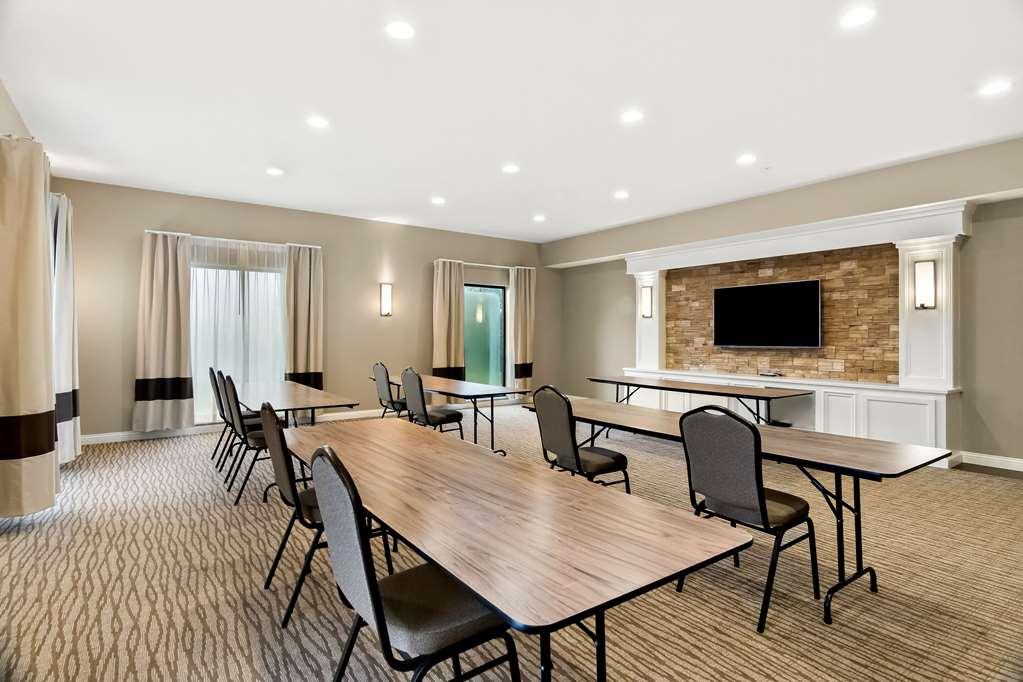 Comfort Suites Rensselaer Near Fair Oaks Einrichtungen foto